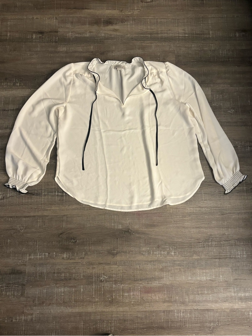 Loft Women’s White Tie Blouse